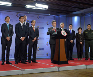 Presidente Santos sanciona ley int 02022016