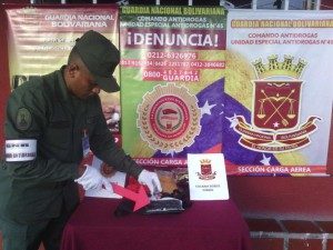 ClBy9RFWIAEnnLB-300x225