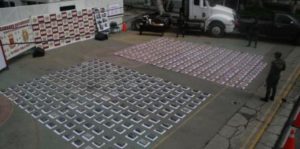 efbe000a0c758b8f4de22437bea2ad2d_IMG_0908-863-430-c