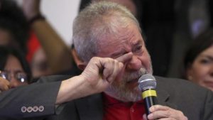 lula-silva-lagrimas-prueben-caminando_954215385_113480890_667x375
