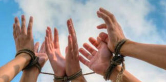 Trata de personas y lavado de dinero: el crimen que se oculta en los bancos