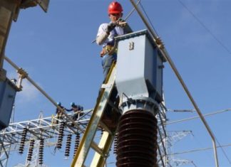 Conoce las turbias negociaciones del hermano de Hugo Chávez al frente de Corpoelec