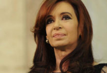 Unen en Argentina dos causas de corrupción que afectan a Cristina Fernández