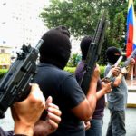 Régimen de Maduro tolera negocios de paramilitares para no perder a sus pistoleros