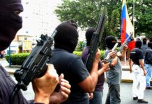 Régimen de Maduro tolera negocios de paramilitares para no perder a sus pistoleros