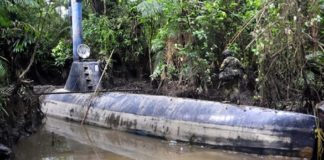 Un Venezolano preso al confiscar un semi-submarino que sería utilizado para transportar cocaína