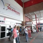 Mala administración de la red de Abastos Bicentenario la puso de regreso a sector privado