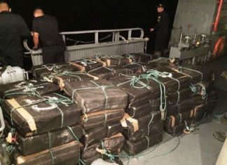 La Armada Nacional de Colombia incautó casi tres toneladas de cocaína en dos días