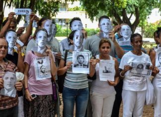 Una comisión internacional busca juzgar crímenes de lesa humanidad en Cuba