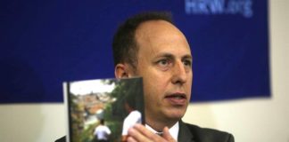 HRW : En Venezuela ya no queda ninguna fachada de la democracia