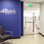 Por cuidar su reputación, pequeño banco de Puerto Rico suspende servicios financieros a Venezuela