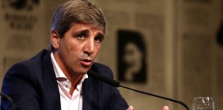 «Paradise Papers» vincula a ministro argentino de Finanzas con fondos offshore