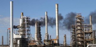 Bloomberg: Pdvsa buscará socios ante paralización de las refinerías venezolanas