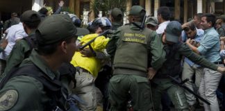 Informe HRW: Brutalidad, tortura y persecución política en Venezuela