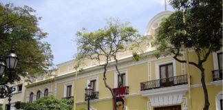 Crisis económica de Venezuela llega a embajadas: Funcionarios punto de ser desalojados