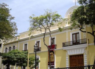 Crisis económica de Venezuela llega a embajadas: Funcionarios punto de ser desalojados