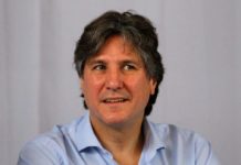 Detenido ex vicepresidente argentino Amado Boudou por presunto lavado de dinero