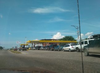 Contrabando agrava escasez de gasolina en Amazonas