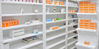 Escasez de alimentos y medicinas podría considerarse crimen de lesa humanidad