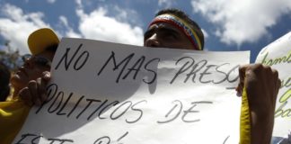 Familiares exigieron respeto al debido proceso para los 353 presos políticos en Venezuela
