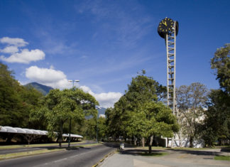 Universidades se quedan sin profesores por falta de recursos