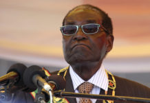 Dictador Mugabe reaparece tras golpe de Estado y rechaza renunciar