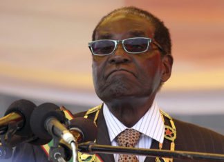 Dictador Mugabe reaparece tras golpe de Estado y rechaza renunciar