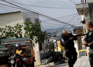 Decretan prisión para 30 policías brasileños acusados de colaborar con el narcotráfico