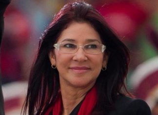 Cilia Flores mantiene nepotismo y “enchufa” a su nuera en jefatura del IVSS