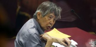 Indulto a Fujimori genera renuncias en el Gobierno y acciones para revertirlo