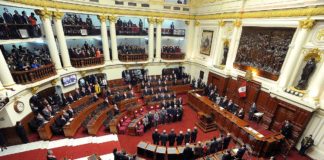 Congreso de Perú rechazó solicitud de destitución del presidente Kuczynski