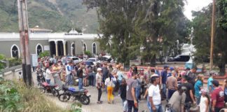 Venezolanos protestan por la escasez de todo en la peor Navidad