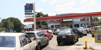 Régimen de Maduro raciona venta de combustible en ocho estados occidentales