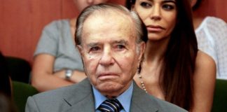 Expresidente Menem afronta pedido de condena por encubrimiento de atentado en Argentina