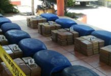 Incautan 700 kilos de cocaína y detienen a 3 extranjeros en El Salvador