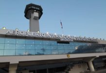 Detienen en aeropuerto a brasileño con droga oculta en champú