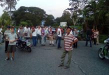 Sujetos con armas largas dispararon contra personas que hacían cola para comprar arroz en Mérida