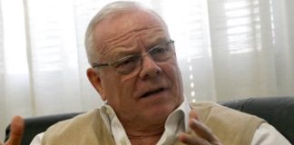 Venezuela pide a Interpol captura de experto petrolero cercano a Rafael Ramírez