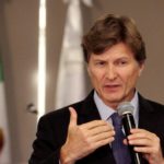 Ministro mexicano aboga por legalizar marihuana en zonas turísticas