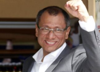 Presidente de Ecuador confirmó cese de vicepresidente condenado por Odebrecht