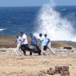 Balseros venezolanos sobrevivientes del naufragio serán deportados desde Curazao (video)
