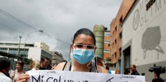 Pacientes trasplantados clamaron por medicinas en la Asamblea Nacional