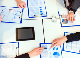 La UIF extiende el control sobre gremios, empresarios y funcionarios