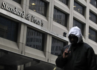 S&P coloca en default la calificación de bono global de Venezuela al 2018