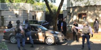 Policía sudafricana detiene a empresario ligado a caso de corrupción de Zuma