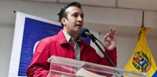 Régimen de Venezuela dice que venderá petros a empresas en mercado cambiario Dicom