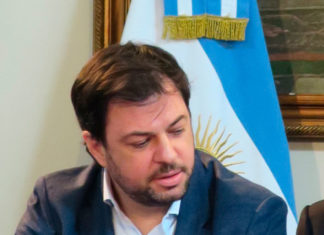 Renuncia miembro Gobierno de Macri acusado de ocultar 1,2 millones en Andorra