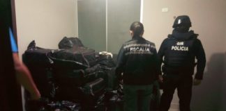 Fiscalía de Ecuador decomisó una tonelada de clorhidrato de cocaína en Manabí