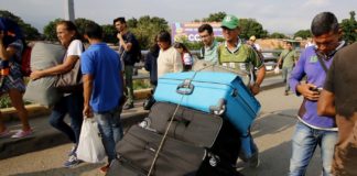 Entre 800 y 900 venezolanos salen a diario desde Cúcuta hacia otros países de Suramérica