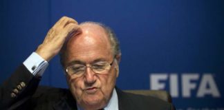 Blatter estudia iniciar acciones legales contra FIFA para limpiar su nombre